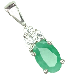 srebrny_wisiorek_szmaragd_cyrkonie 001.png