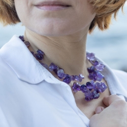 naszyjnik_ametyst_duze_kamienie_nieregularne_04.jpg